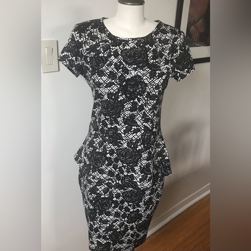 Two-piece Black & White Jules & Leopold Top & Skirt - Size M